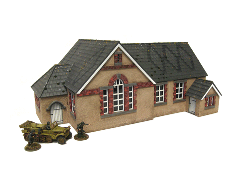 28mm 1:56  "L'Ecole" school