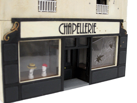 28mm 1:56 "Chapellerie" hat shop