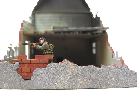 28mm 1:56 "Ruined House 1"
