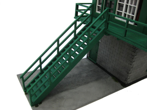 28mm 1:56  "Signal Box"