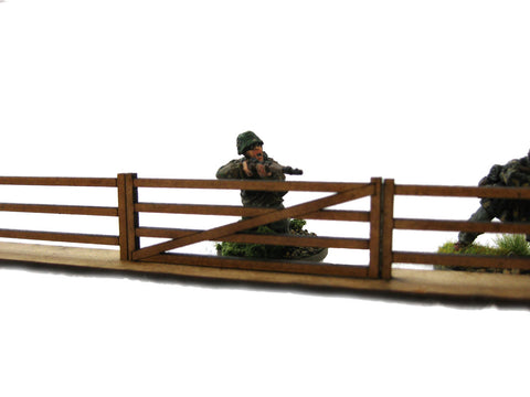 28mm 1:56 Post and Rail Fences 1.8M (Approx 6')